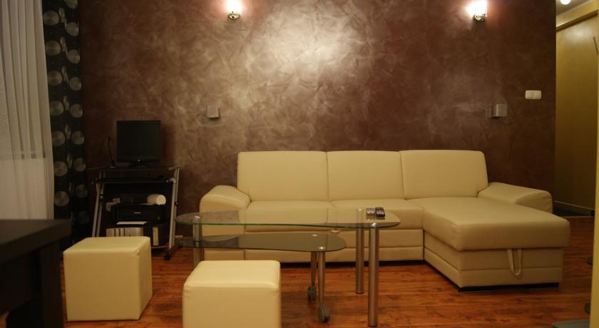 Living Room ทาร์นูฟ ห้อง รูปภาพ