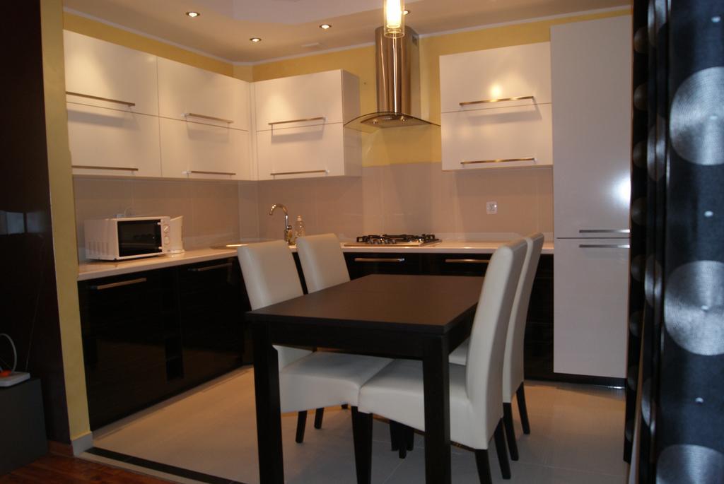 Living Room ทาร์นูฟ ห้อง รูปภาพ